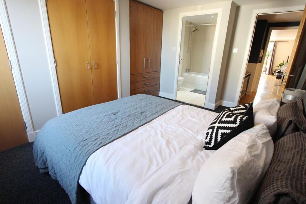 Spacious 2 Bed, 2 Bath Apartment -The Shore, Leith EDI Exterior foto